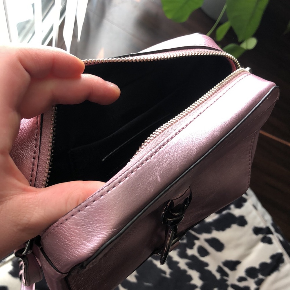 Rebecca Minkoff Crossbody MAB Camera Bag in Metallic Pink - Picture 5 of 8